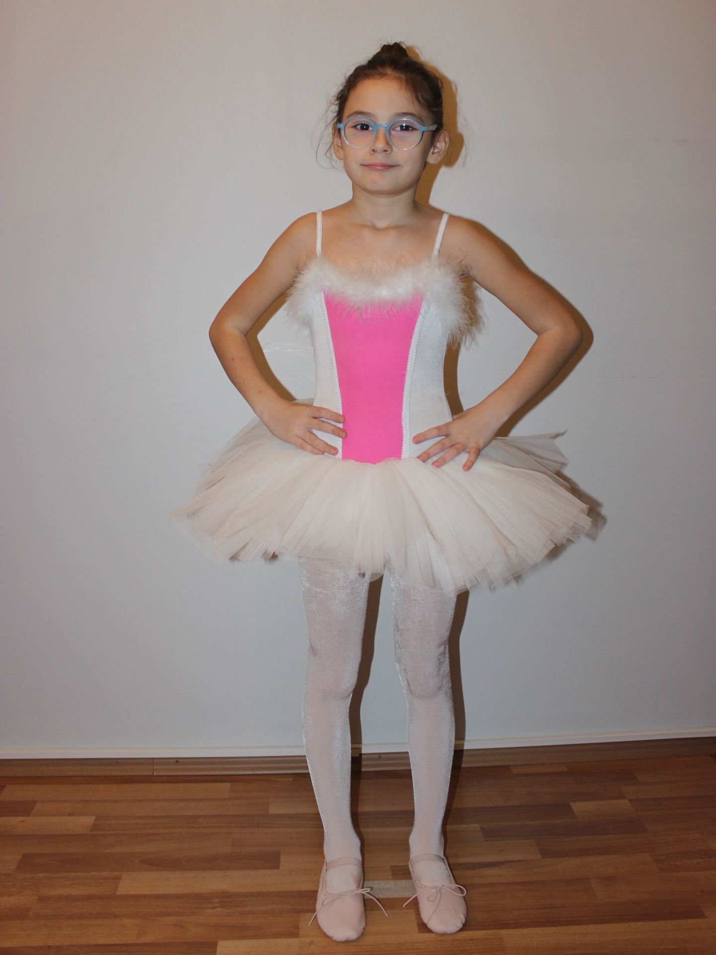 AYCE KOSTÜM - TÜYLÜ PEMBE BEYAZ BUNNY TÜTÜ - T36