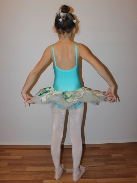 AYCE KOSTÜM - YEŞİL  BASKI DİLİMLİ TURKUAZ TÜTÜ - T42