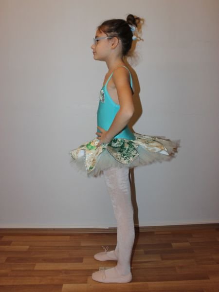 AYCE KOSTÜM - YEŞİL  BASKI DİLİMLİ TURKUAZ TÜTÜ - T42