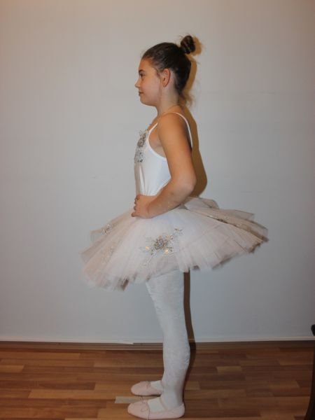 Ayce Kostüm - Dantelli Beyaz Gri Tütü - T62