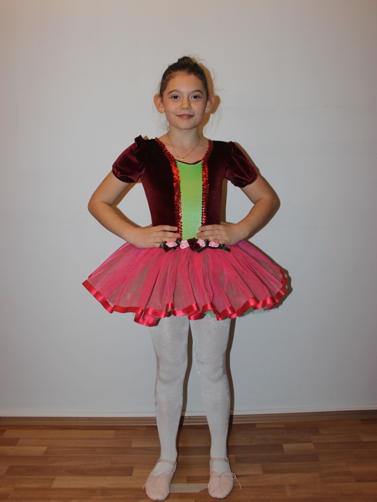 Ayce Kostüm - Çiçekli Bordo Yeşil Tütü -  T66